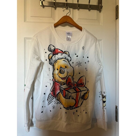 NEW NWT White Med WINNIE THE POOH Christmas Holiday LIGHT UP Roomy Sweatshirt - Picture 2 of 9